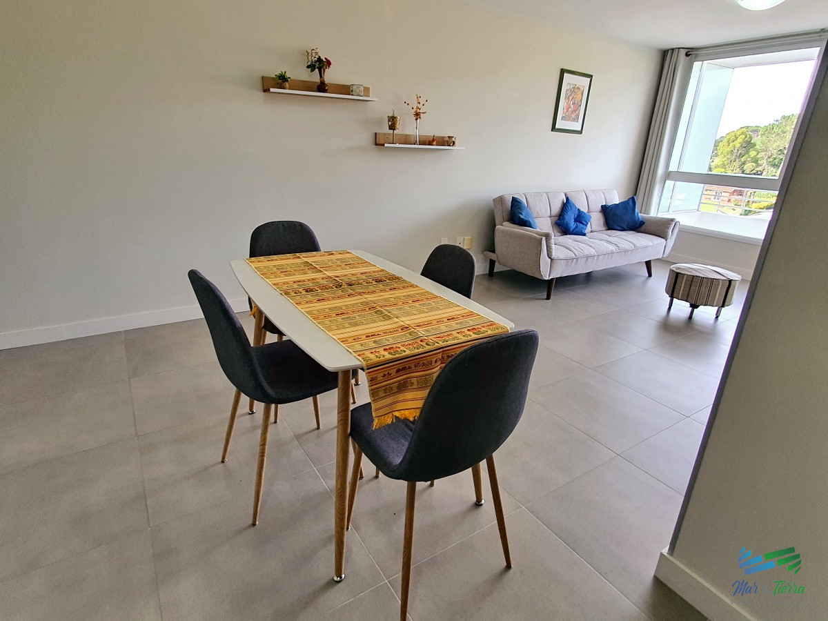 Apartamento ID.3725 - Vendo apartamento equipado de 1 dormitorio en Edif. Greenlife, Roosevelt, Punta del Este