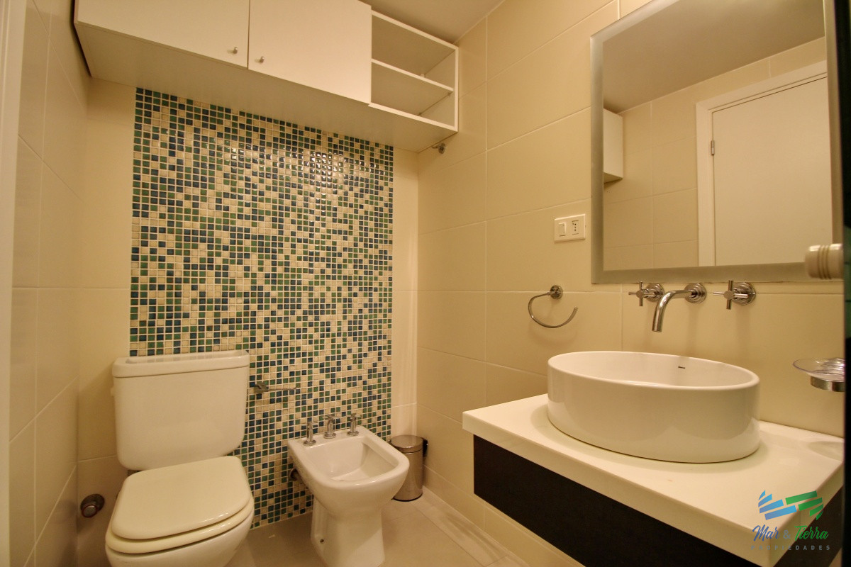 Apartamento ID.6 - En alquiler y venta... oportunidad.. torre de categoría.. a metros del mar!!!