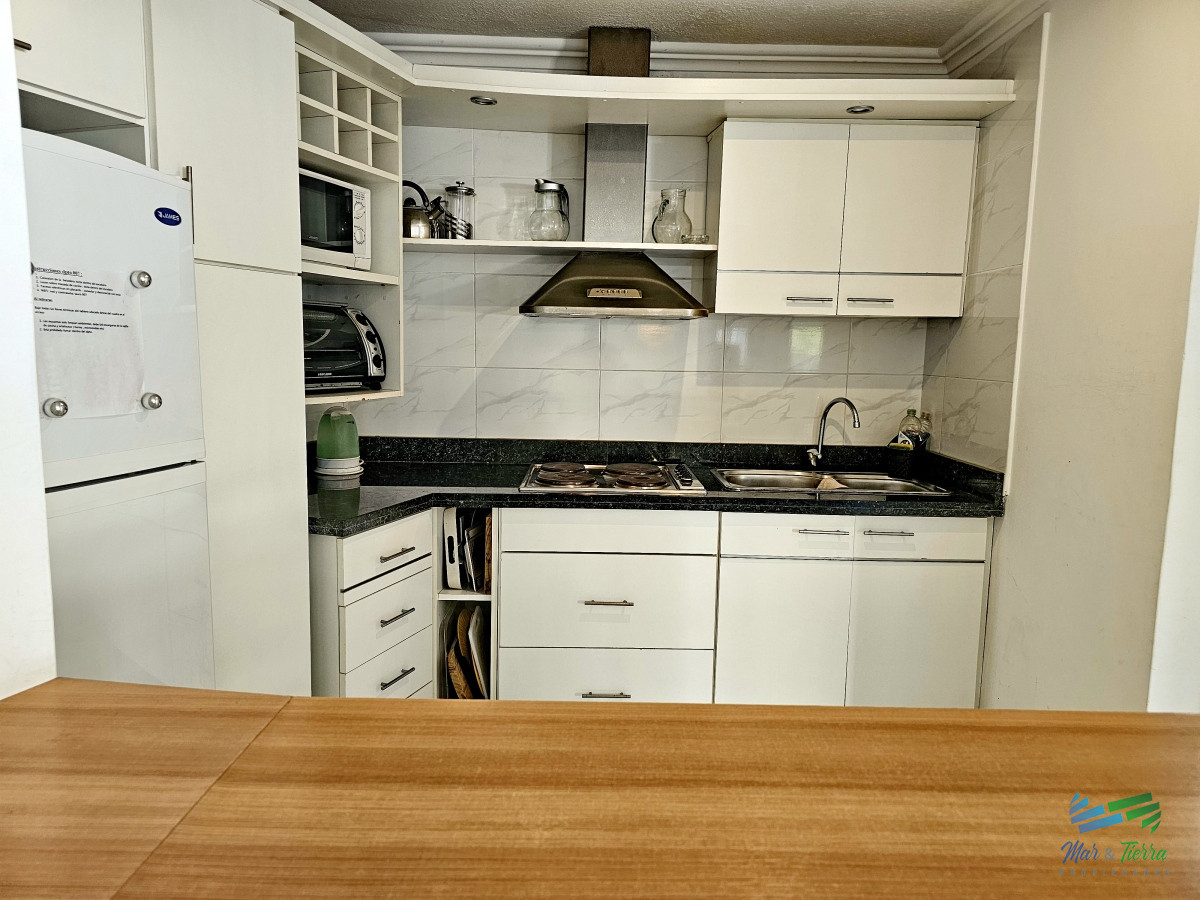 Apartamento ID.4820 - ALQUILER TEMPORADA, PLAYA MANSA, DOS DORMITORIOS