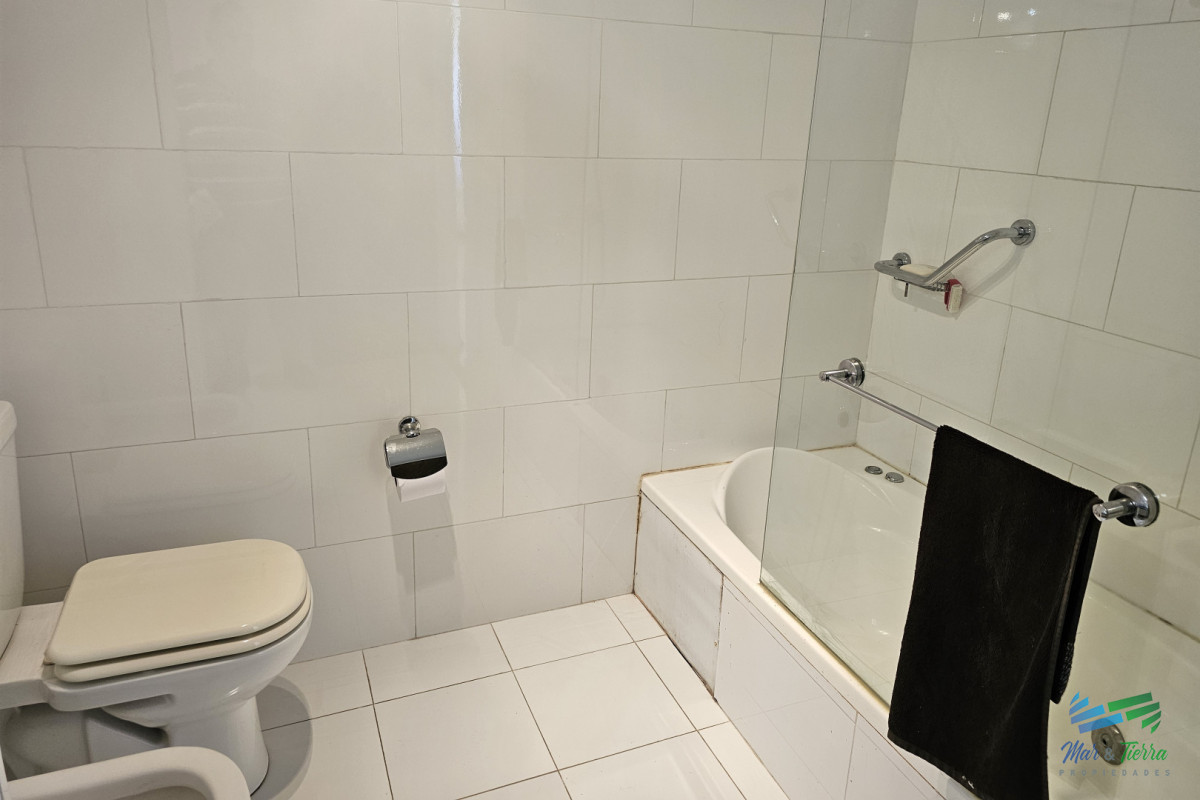 Apartamento ID.4619 - Venta de apartamento 2 dormitorios 2 baños en Peninsula de Punta del Este con impresionante vista