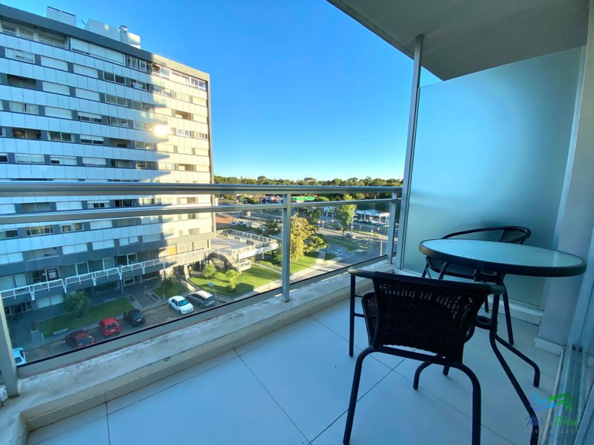 Apartamento ID.2838 - En Alquiler por invierno departamento de 1 dormitorio con servicios!