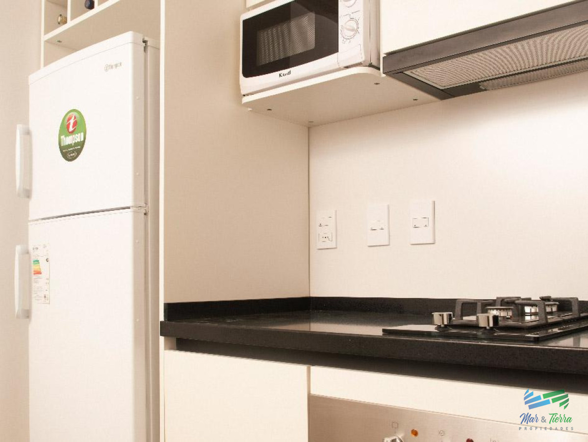 Apartamento ID.5504 - En venta apartamento nuevo con renta, 2 dormitorios con cochera, en Maldonado