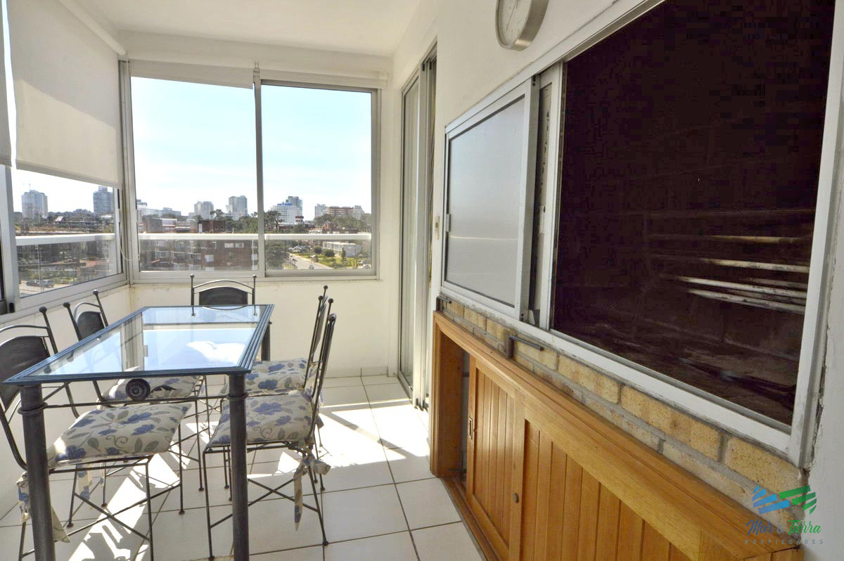 Apartamento ID.2675 - En venta.. muy buena oportunidad a pasitos del mar.