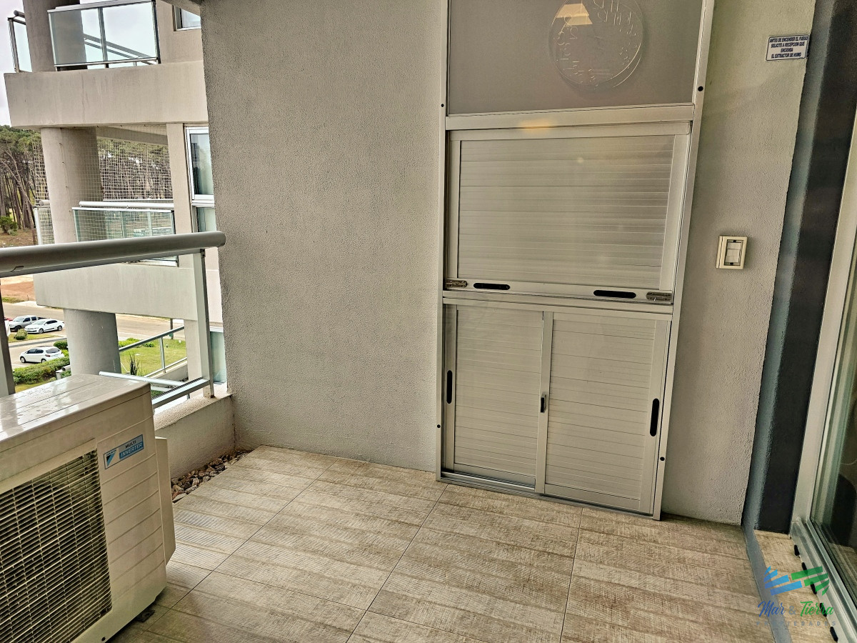 Apartamento ID.4798 - Apartamento disponible verano 2025, dos dormitorios, con servicios, Brava, Punta del este. 
