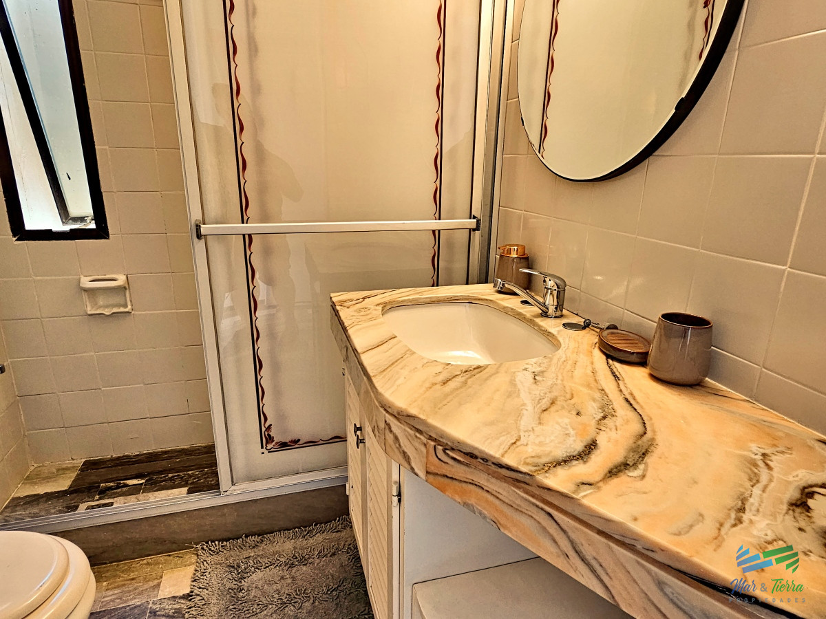 Apartamento ID.4621 - DEPARTAMENTO DE TRES DORMITORIOS EN VENTA, PUNTA DEL ESTE, BRAVA  