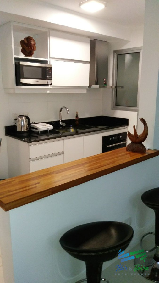 Apartamento ID.2105 - En alquiler , imperdible oportunidad.. en torre con excelentes servicios.