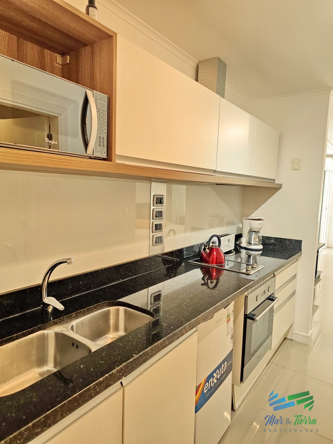 Apartamento ID.4469 - Venta de Monoambiente subdividido en Green Park Solanas Punta Ballena 