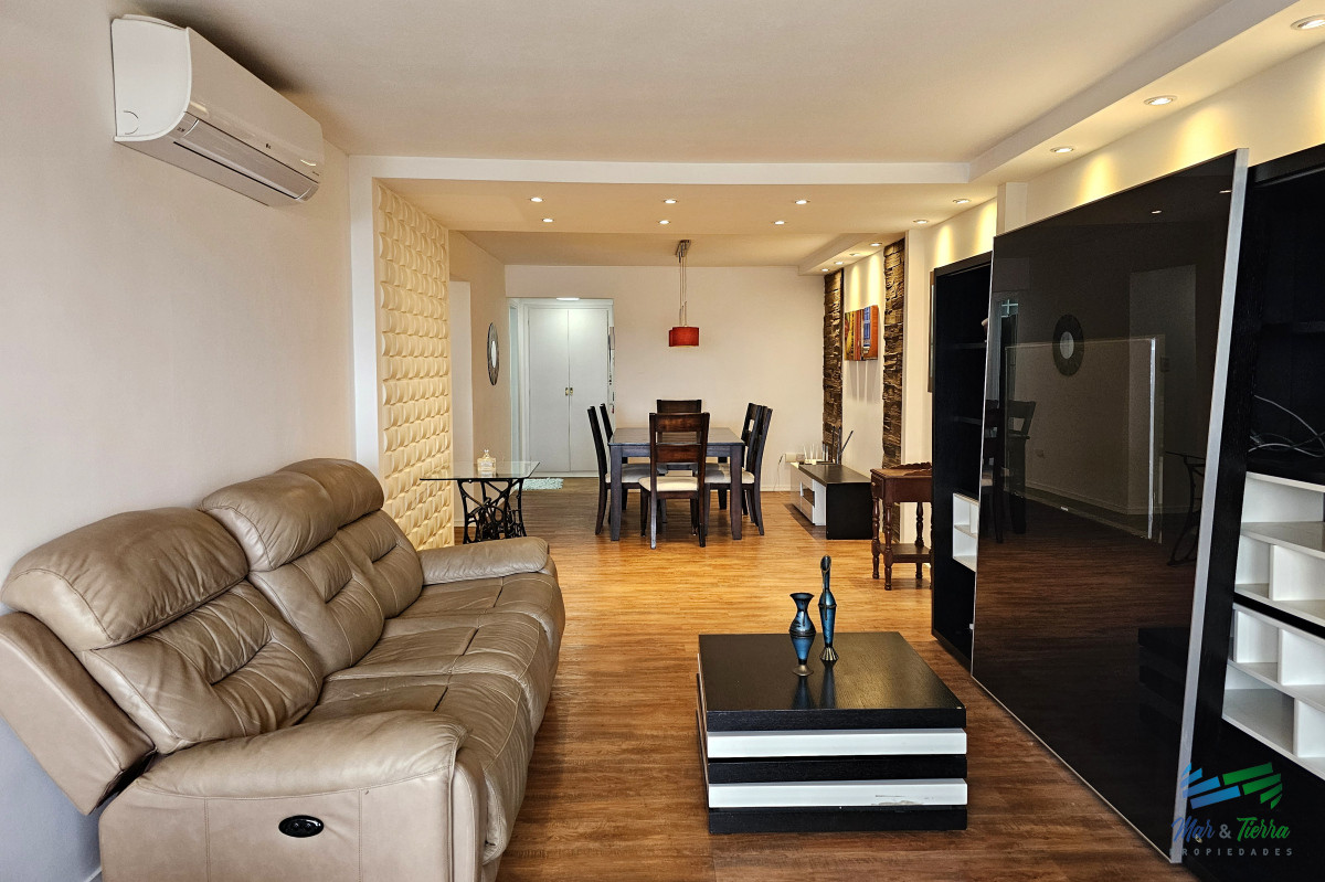 Apartamento ID.5377 - ALQUILER ANUAL, FRENTE LA MANSA, 3 DORMITORIOS COMPLETAMENTE RECICLADO! PUNTA DEL ESTE. 