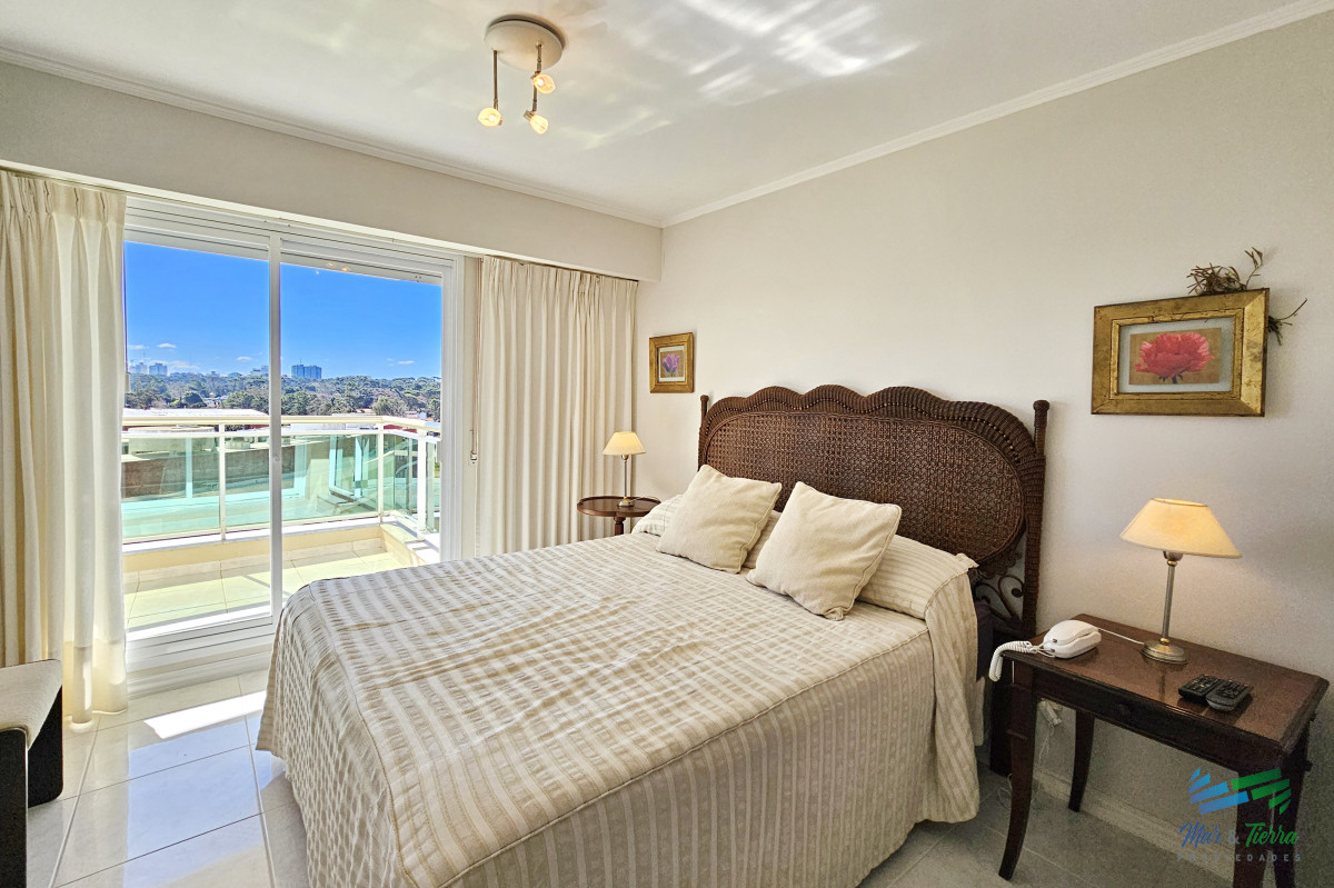 Apartamento ID.51 - Apartamento en Alquiler y Venta, playa mansa- Punta del Este 