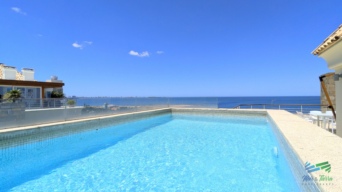 Apartamento ID.4211 - Venta de Apartamento 4 DORMITORIOS con vista al mar en VERAMANSA