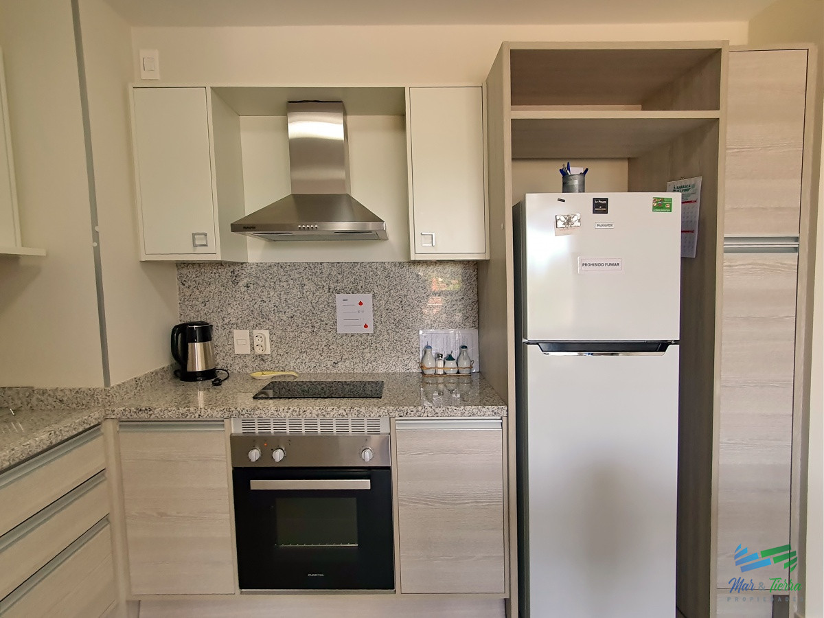 Apartamento ID.3725 - Vendo apartamento equipado de 1 dormitorio en Edif. Greenlife, Roosevelt, Punta del Este