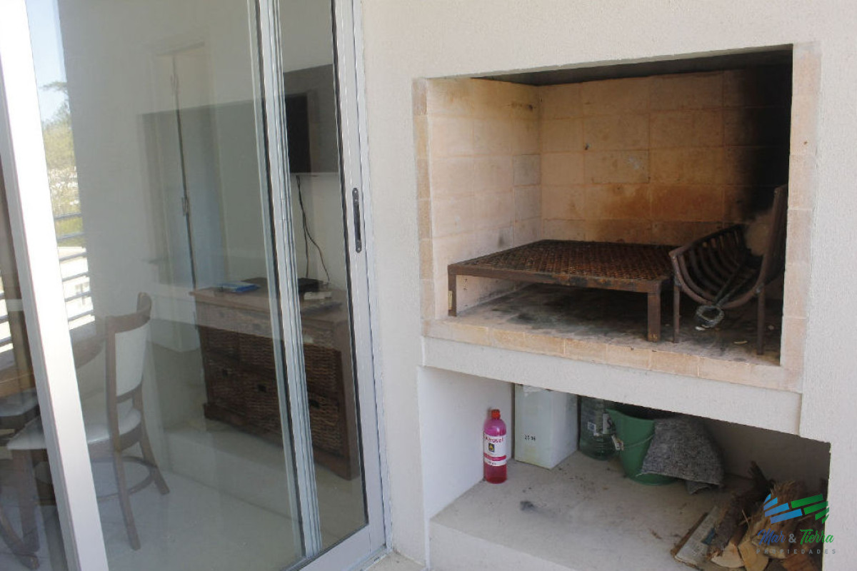 Apartamento ID.1034 - En venta apartamento 2 dormitorios con parrillero propio y piscina en San Rafael, Punta del Este.