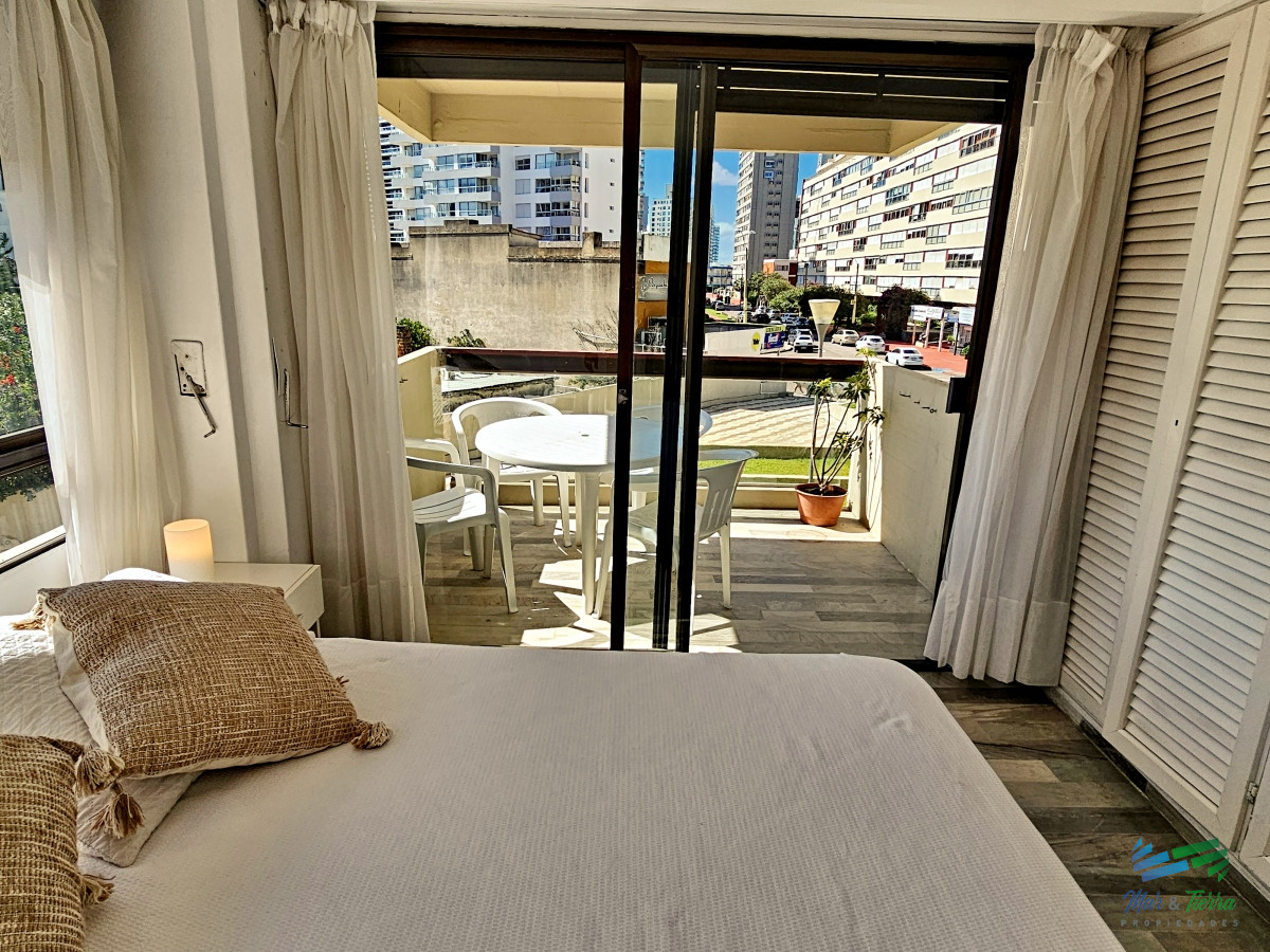 Apartamento ID.4621 - DEPARTAMENTO DE TRES DORMITORIOS EN VENTA, PUNTA DEL ESTE, BRAVA  