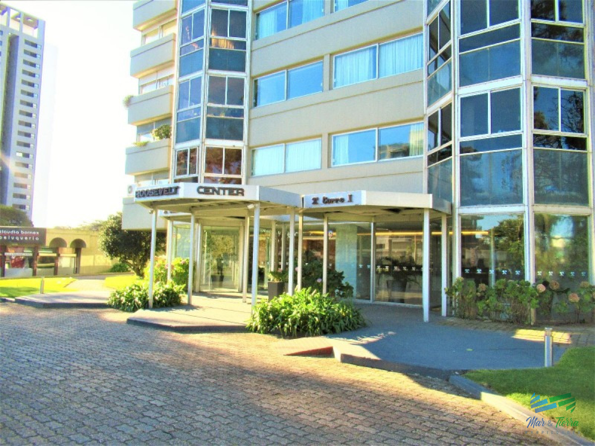 Apartamento ID.1513 - Dpto.reciclado, amplio y luminoso, con vistas de casi 360º.