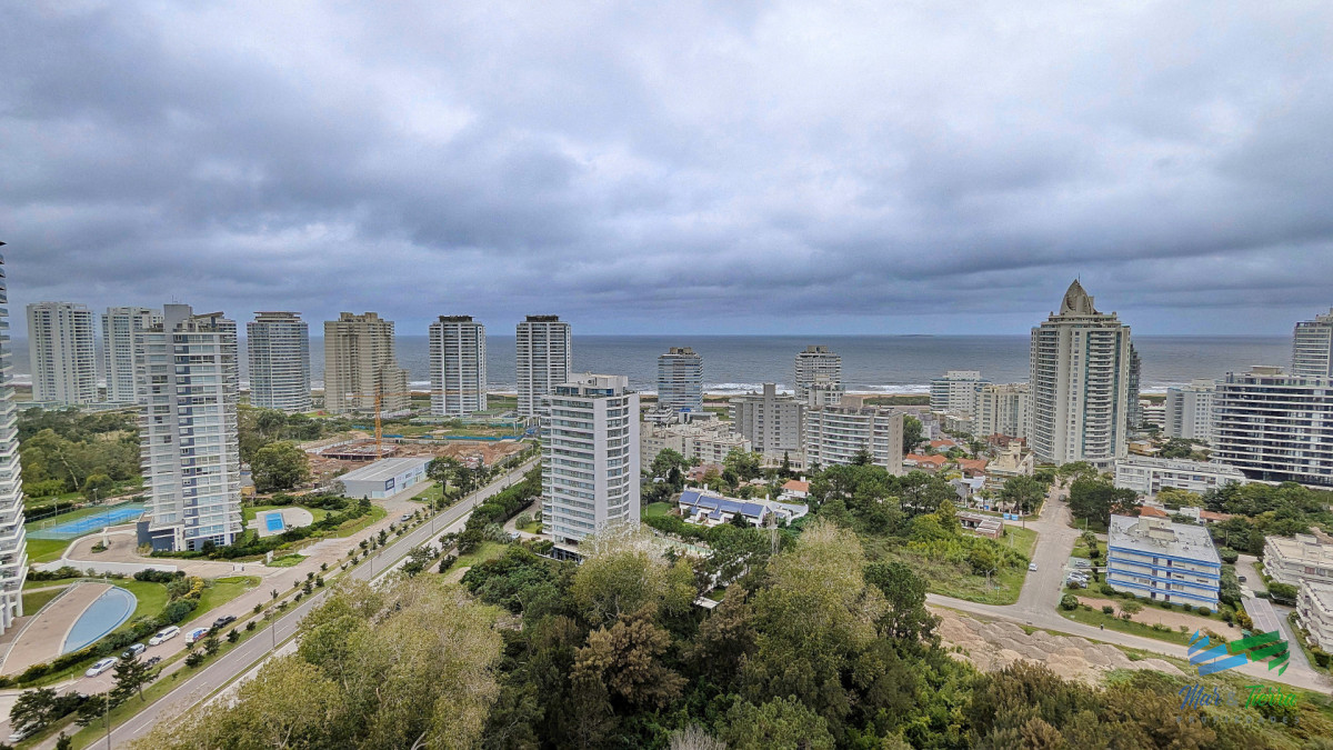 Apartamento ID.5707 - Venta y alquiler de apartamento de 2 dormitorios 2 baños vista panorámica
