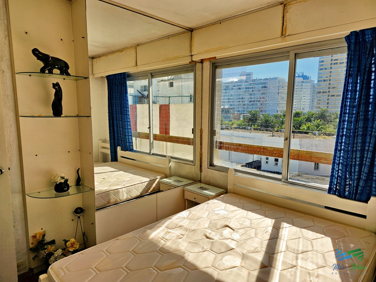 Apartamento ID.4488 - En venta apartamento 1 dormitorio con garaje en Peninsula, Punta del Este