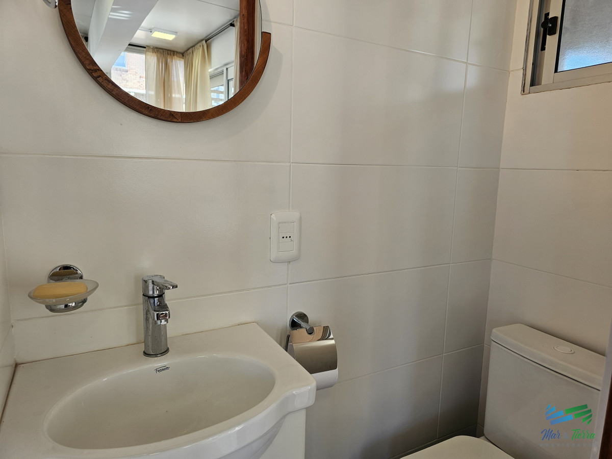 Apartamento ID.5171 - Venta de apartamento de 1 dormitorio 2 baños en la parada 2 de Punta del Este 