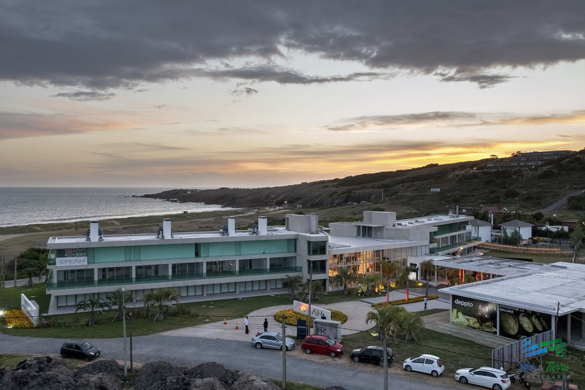 Apartamento ID.4774 - Venta de Studio en Punta Ballena frente a la playa Mansa
