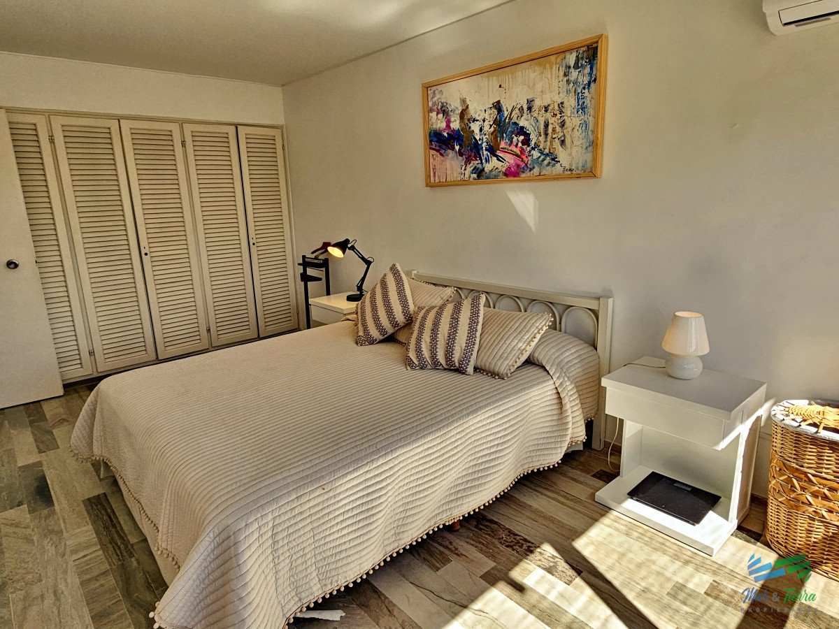 Apartamento ID.4621 - DEPARTAMENTO DE TRES DORMITORIOS EN VENTA, PUNTA DEL ESTE, BRAVA  