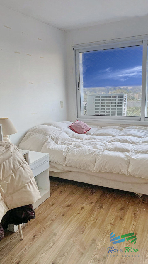 Apartamento ID.5720 - Venta de apartamento 3 dormitorios en Roosevelt Punta del Este