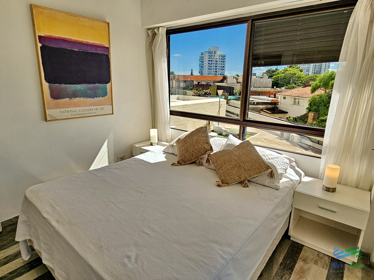 Apartamento ID.4621 - DEPARTAMENTO DE TRES DORMITORIOS EN VENTA, PUNTA DEL ESTE, BRAVA  
