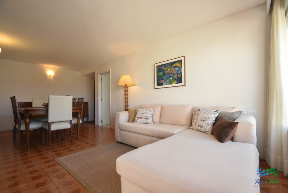 Apartamento ID.2479 - Apartamento de 2 dormitorios ,Punta del Este