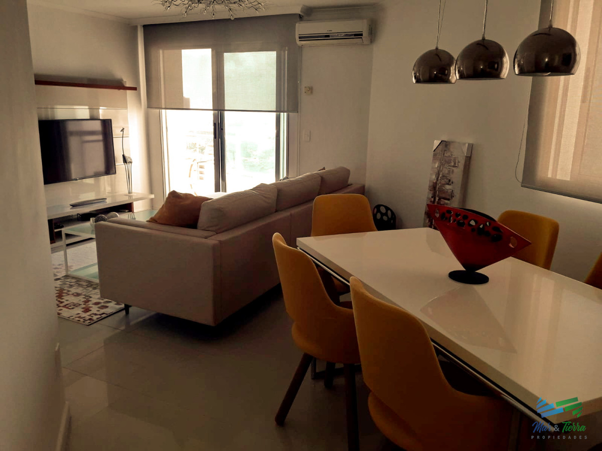 Apartamento ID.368 - Apartamento en Roosevelt, 2 dormitorios, edificio con servicios, temporada 2025 