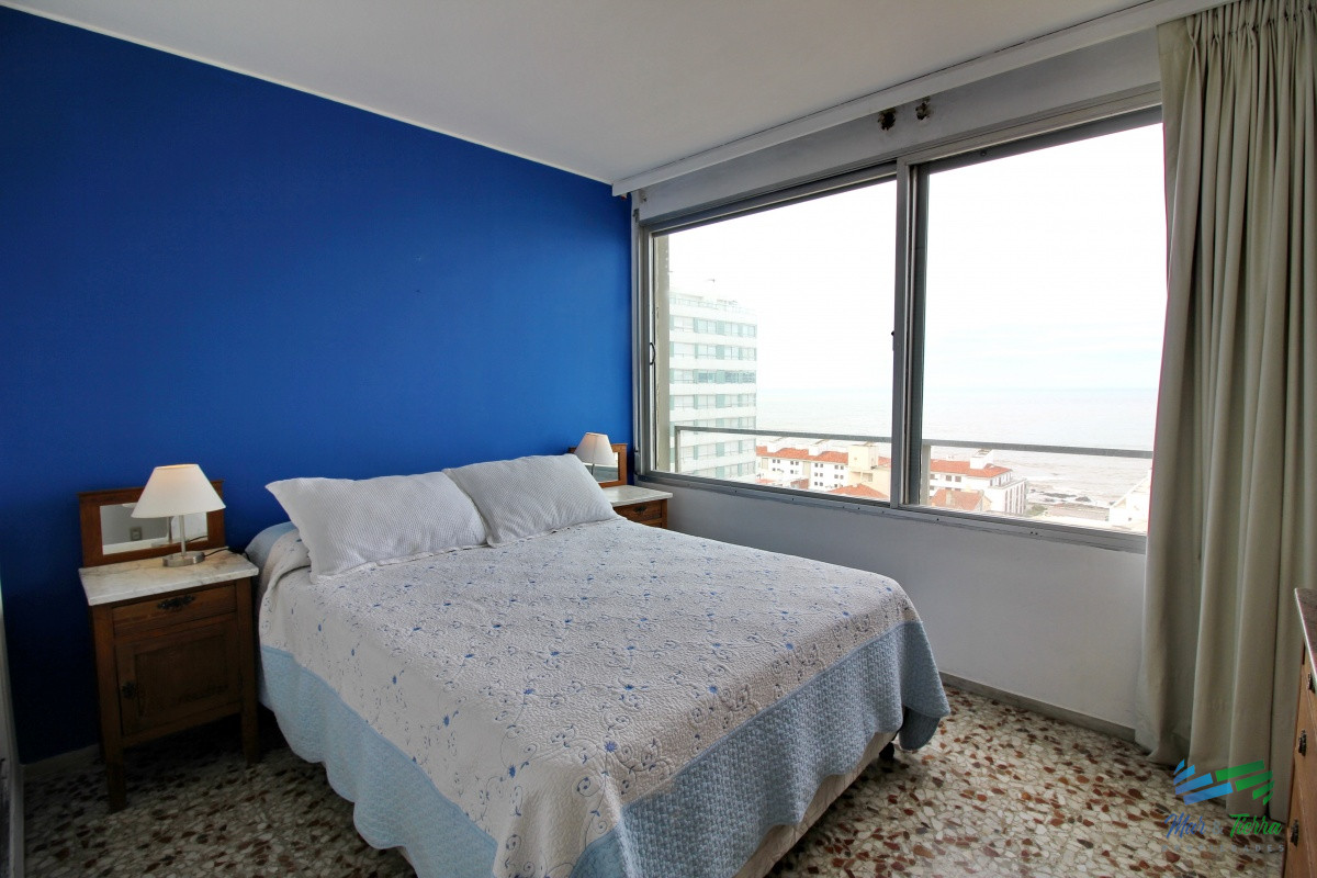 Apartamento ID.2860 - Vendo apartamento 1 dormitorio y medio en Peninsula, Punta del Este.