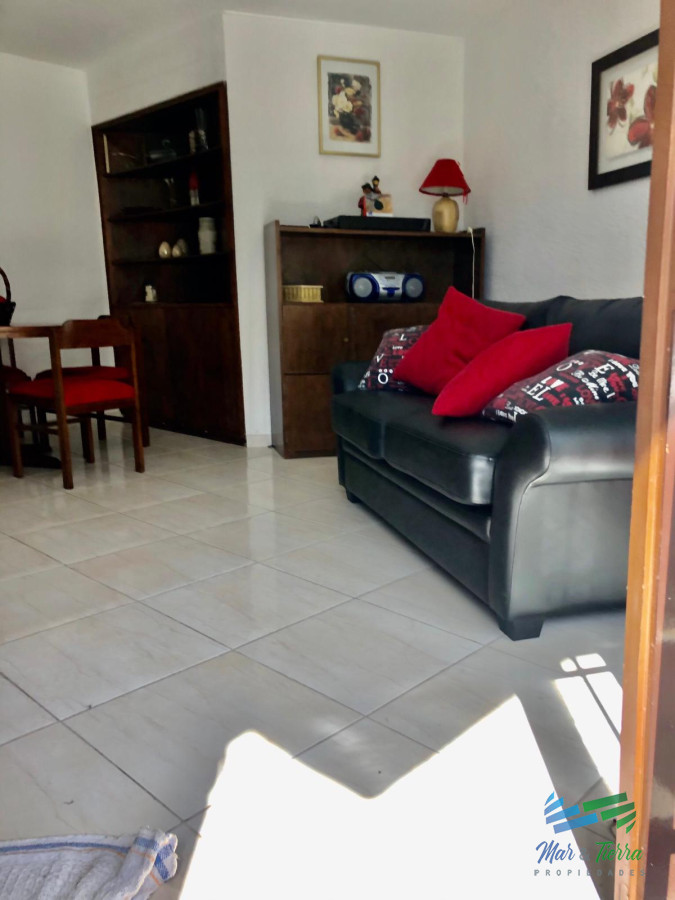 Apartamento ID.2982 - En venta , apartamento muy lindo, reciclado a 100 ms del mar (Brava)