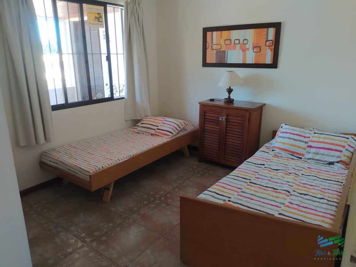 Apartamento ID.3747 - Apartamento tipo Penthouse de 3 dormitorios, Playa Mansa, Punta del Este