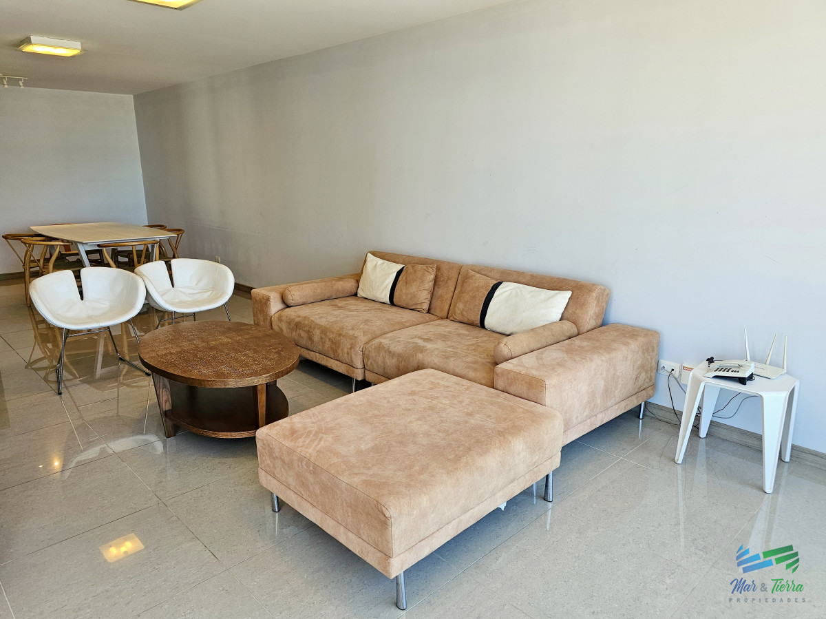 Apartamento ID.4952 - Venta de apartamento 2 dormitorios en Onix Punta del este playa Brava 
