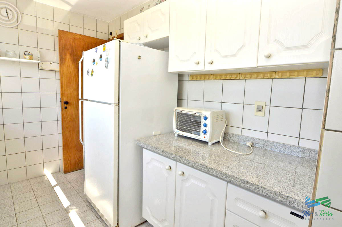 Apartamento ID.2675 - En venta.. muy buena oportunidad a pasitos del mar.