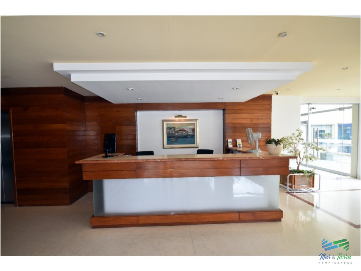 Apartamento ID.2457 - Apartamento de 3 dormitorios con vista al mar ,Punta del Este
