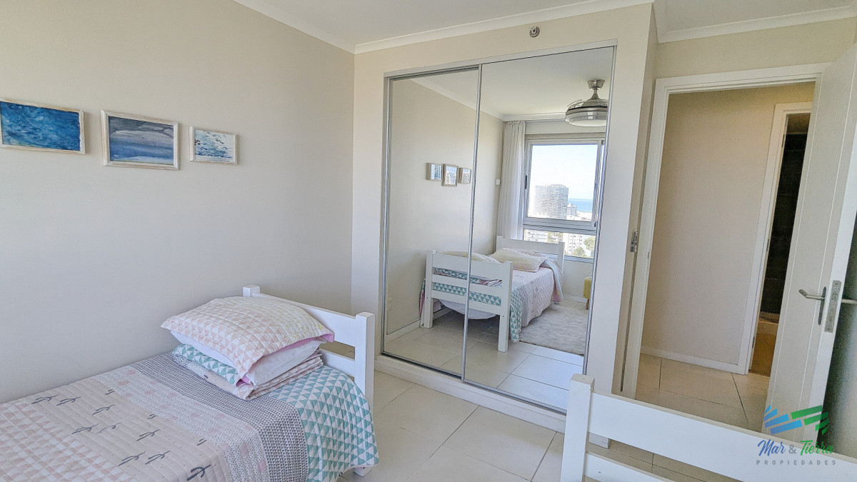 Apartamento ID.5658 - Alquiler baja temporada apartamento de 2 dormitorios en torre Ocean Drive Punta del Este