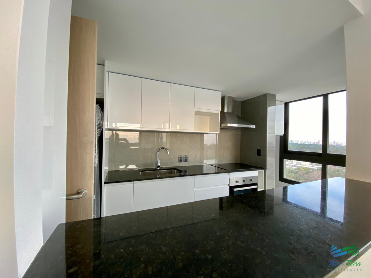 Apartamento ID.2607 - Alquiler anual apartamento 2 dormitorios con servicios en Roosevelt, Punta del Este