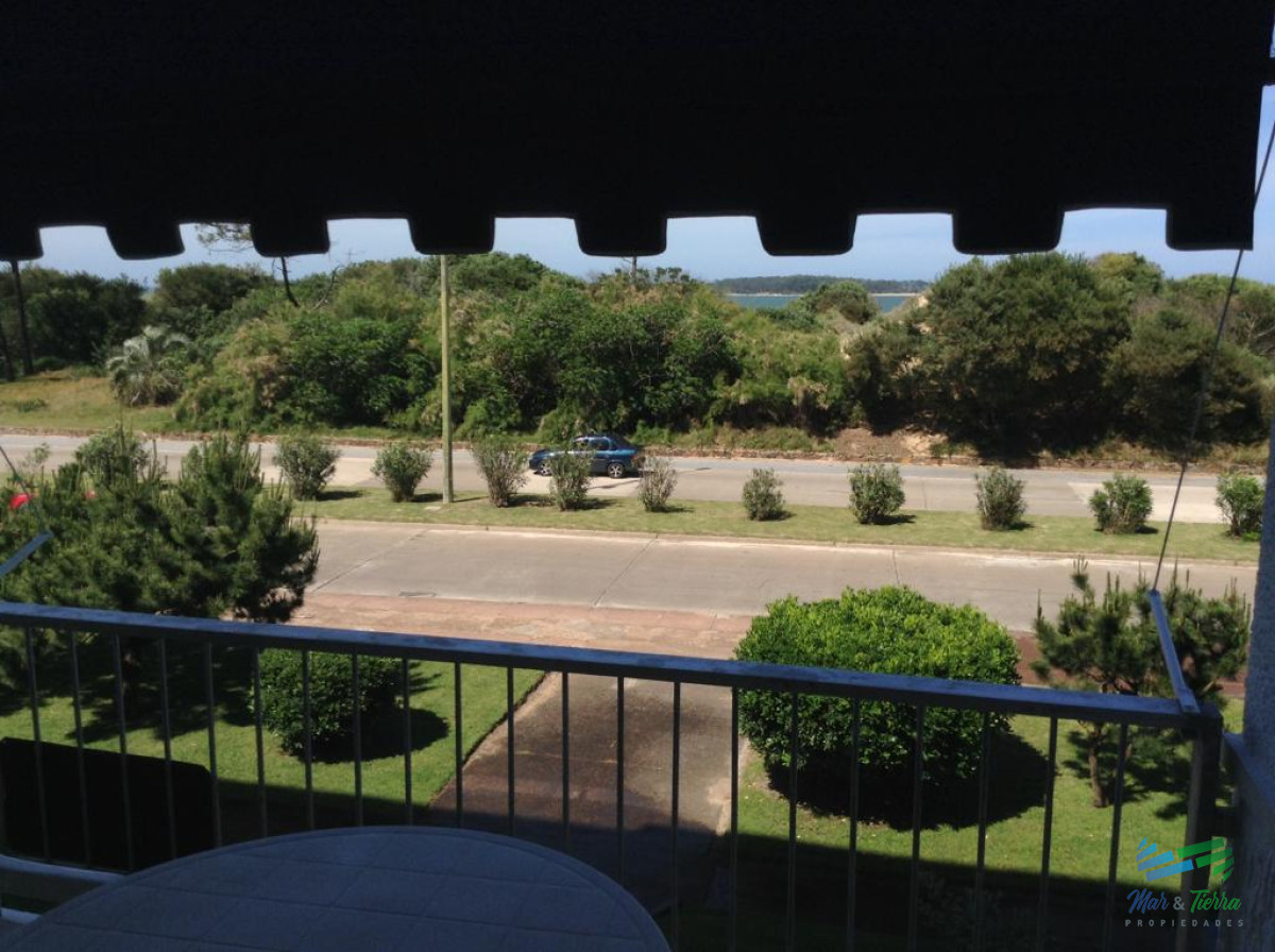 Apartamento ID.472 - Alquilo apartamento 3 dormitorios en Playa Mansa, Punta del Este