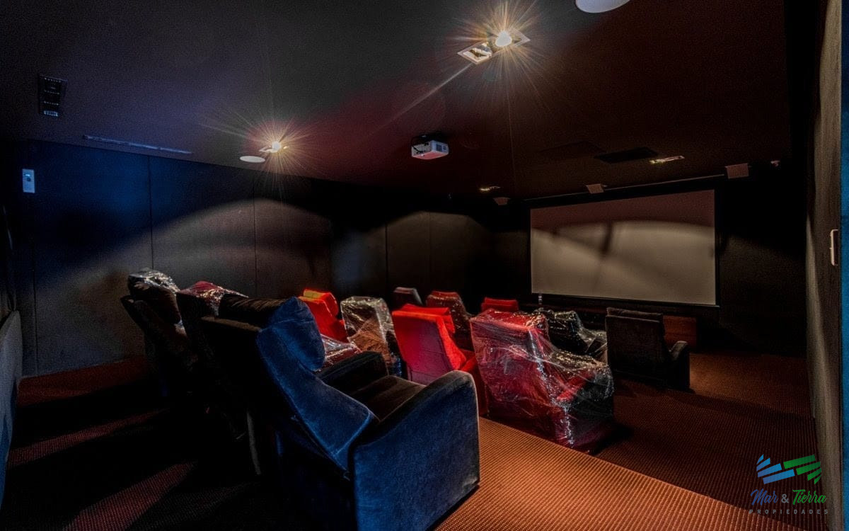 Apartamento ID.4125 - Venta apartamento de 2 dormitorios y medio con gran terraza en Playa Brava Punta del este