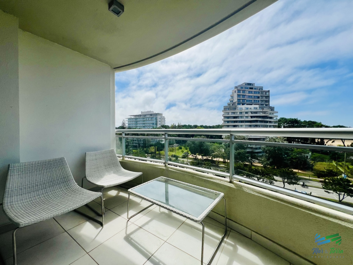 Apartamento ID.4819 - En venta apartamento 1 dormitorio en Ocean Drive, Punta del Este