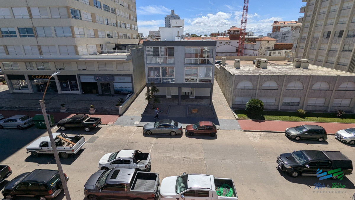 Apartamento ID.3929 - Venta apartamento un dormitorio con cochera en la península 