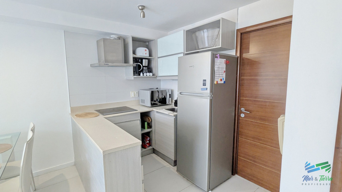 Apartamento ID.4911 - En venta apartamento 1 dormitorio con piscina en Peninsula, Punta del Este