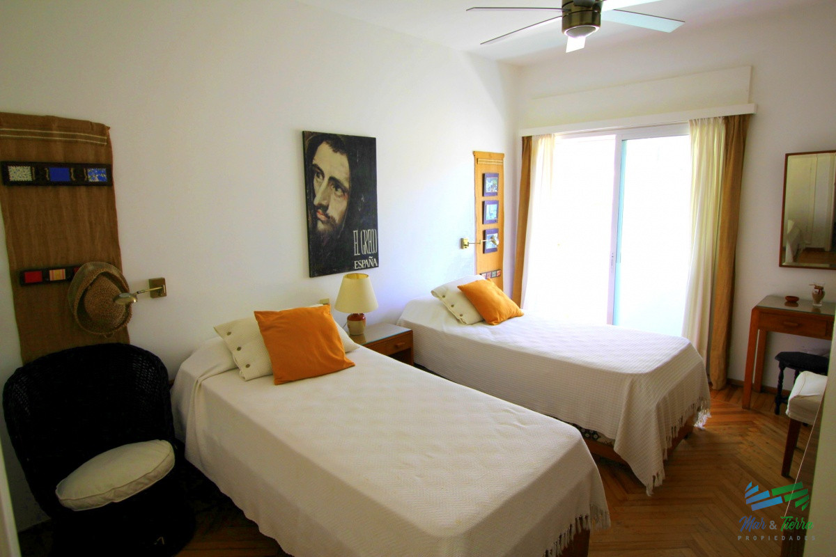 Apartamento ID.4201 - Venta de apartamento en la Península de Punta del este 1 dormitorio 1 baño reciclado