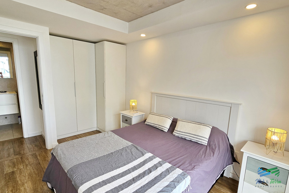 Apartamento ID.5007 - APARTAMENTO DISPONIBLE ALQUILER INVERNAL 2026, 1 DORMITORIO, EDIFICO MODERNO, PENÍNSULA, PUNTA DEL ESTE 