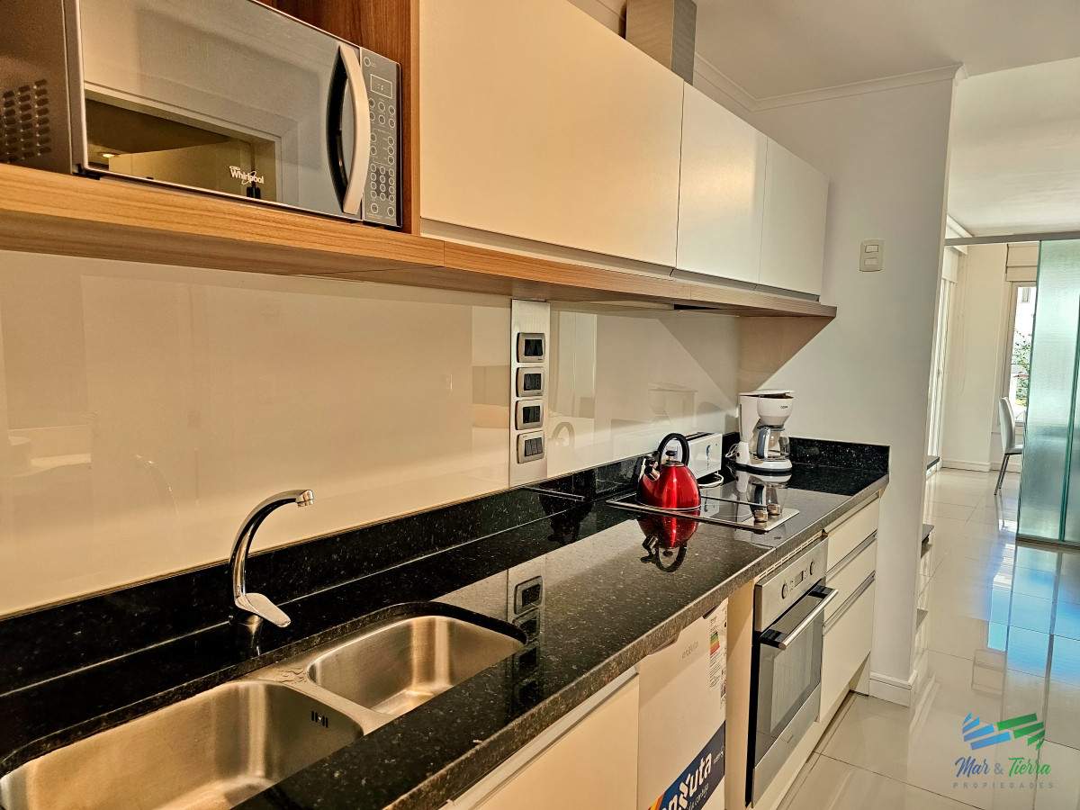 Apartamento ID.4469 - Venta de Monoambiente subdividido en Green Park Solanas Punta Ballena 