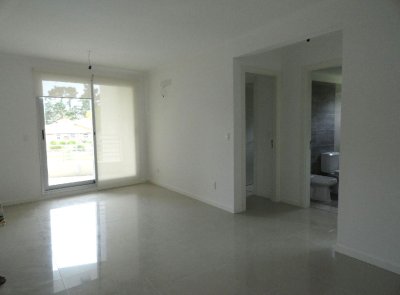 Vendo apartamento 2 dormitorios con parrillero propio y piscina, San Rafael, Punta del Este