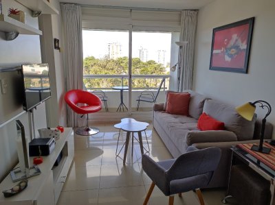 Alquilo por invierno apartamento 1 dormitorio con piscina en Roosevelt, Punta del Este