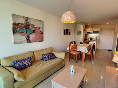 EN ALQUILER APARTAMENTO 1 DORMITORIO CON SERVICIOS, GALA VISTA, PUNTA DEL ESTE