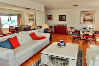 Venta de apartamento 2 dormitorios 2 baños en Peninsula de Punta del Este con impresionante vista