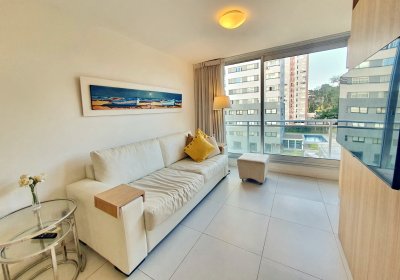 APARTAMENTO 1 DORMITORIO EN ALQUILER, CON SERVICIOS, AV.ROOSEVELT, PUNTA DEL ESTE