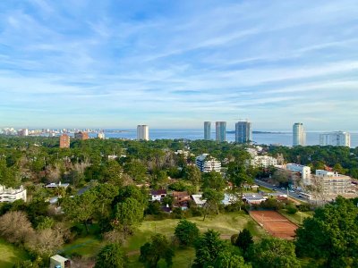 En venta apartamento 3 dormitorios, vista al mar, servicios, piscina, Roosevelt, Punta del Este