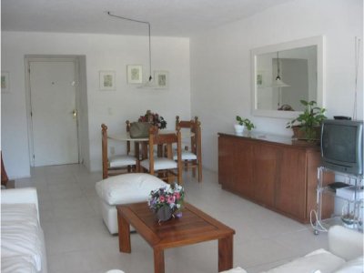 Apartamento en Roosevelt, 2 dormitorios *